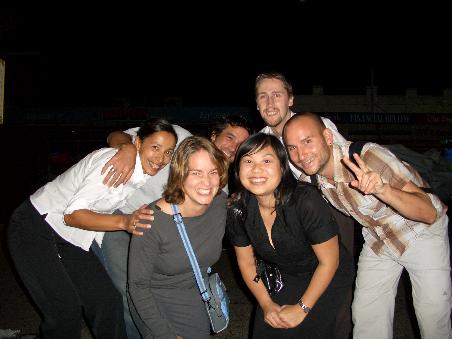 Anja, Andi, Dave, Hanni, Anh und Daniel nach dem lustigen Umtrunk