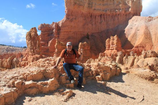 Kleine Pause muss auch mal sein - mittlerweile war es wieder richtig doll warm - und das bei dieser Höhe.
Ich glaube wir haben totales Anfängerglück was das Wetter betrifft.
Zuhause ist es mir noch nie passiert dass ich 14 Tage keinen Regen sehe.