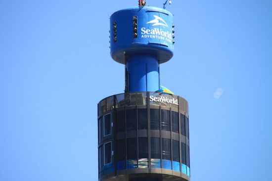 Aber nun geht es erstmal los - zuerst möchten wir die Orcas, die Killerwale sehen.
Wir freuen uns auf die Show und die schönen Tiere.