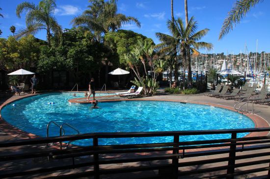 Dem Pool sagen wir auch Tschüss.
Hier werden wir auf unserer nächsten Amerika-Reise mit Sicherheit wieder übernachten, es muss schön sein sich bereits auszukennen wenn man hier ist.