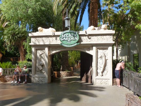Der Eingang der geheimen Gärten