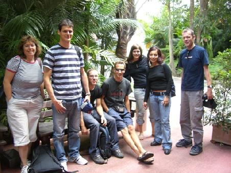 Unsere "Zoo" Truppe
(v.l.n.r. Susanne, Dario, Carlo, Thomas, Lilli, Cinzia und Urs)