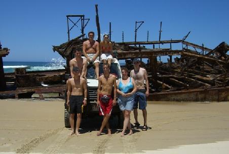 Unsere Fraser Island Truppe:
Manfred und Cinzia (oben)
Dario (mitte)
Carlo, Thomas, Susanne und Urs (unten v.l.n.r)