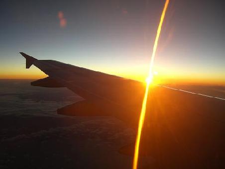 Sonnenuntergang im Flugzeug