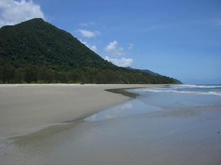 Unser Strand beim Campingplatz -- "Menschenleer"