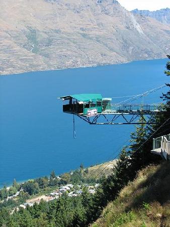 The Ledge, 47 Meter mit Aussicht auf Queenstown
