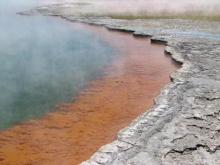 The Champagne Pool --- geile Farben --- gruen - orange - grau