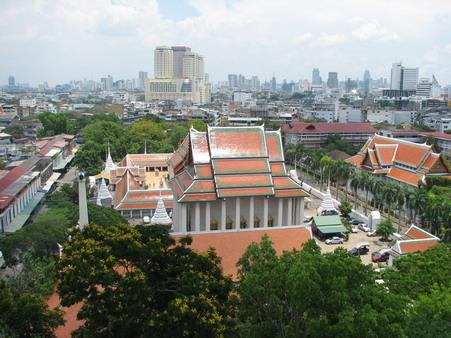 Die Aussicht ueber Bangkok vom Golden Mount