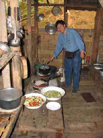 Mr. Chang beim Kochen