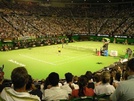 ein spannendes Match in der fast ausverkauften Rod-Laver-Arena (dem Center-Court)