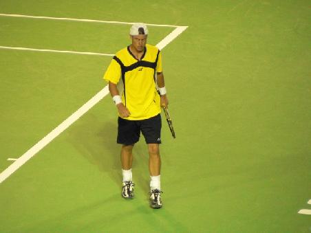Lleyton Hewitt muss sich am Ende doch unzufriedener Weise geschlagen geben, obwohl annaehernd das ganze (australische) Publikum mit ihm fieberte