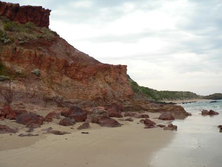 sehr farbenfrohe Kuestenregionen auf Phillip Island