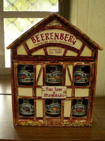 und wenige Meter nach Hahndorf in Beerenberg auch Marmelade verschiedenster Geschmacksrichtungen