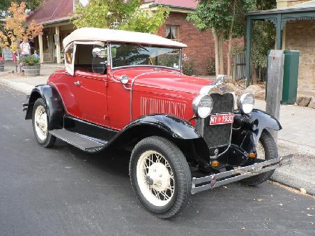 In Hahndorf sieht man alte Autos