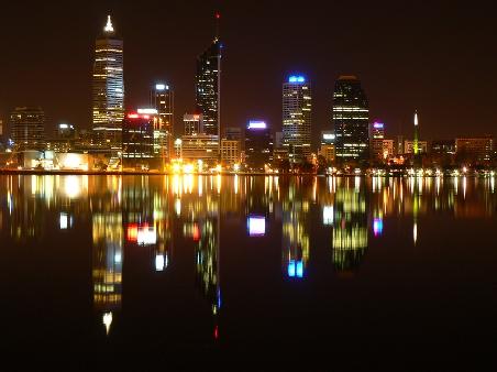 Spiegelungen im Swan River