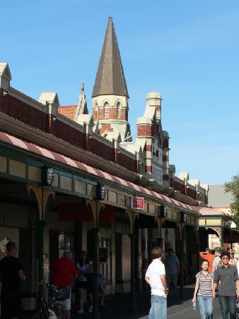 entlang der Markets