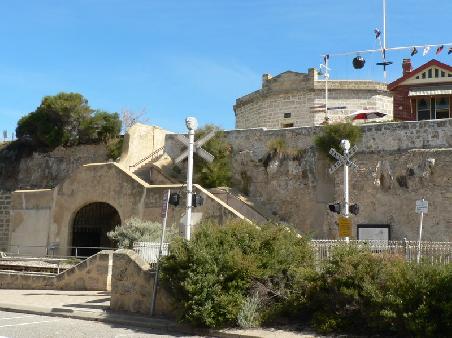 Roundhouse mit Tunnel