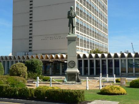 Statue