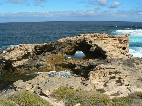 wunderschöne Felsformationen (westliche Seite Rottnest Island)