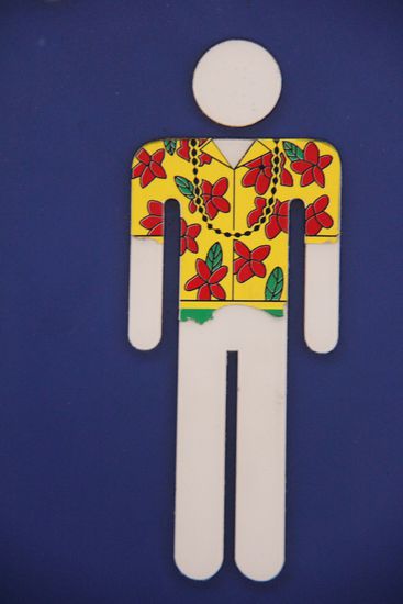 Schick mit Hawaii Hemd 