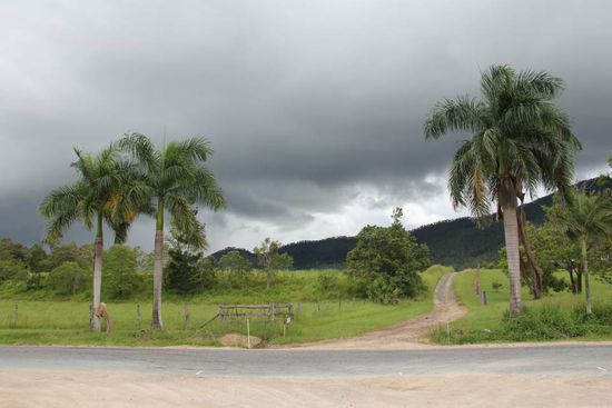 es zieht leicht dunkel auf...