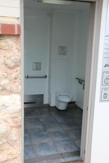 ... das sprechende Klo! 