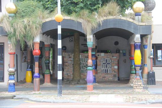 Das Hundertwasser WC