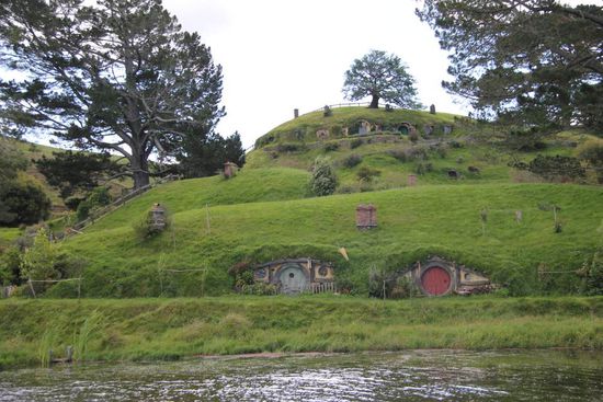 viele kleine Hobbithäuschen