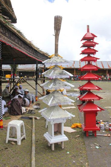 Männer, sie bauen die Häuser...