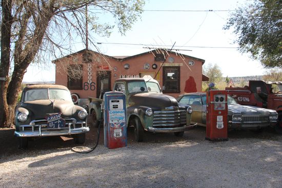 Delgadillo´s Snow Cap Drive-In, 1953 eröffnet