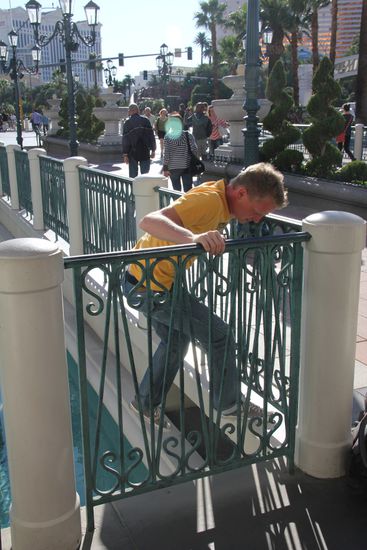 Was tut er nicht alles für "umsonst" 