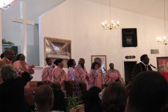 Der Bischof und sein Gospelchor