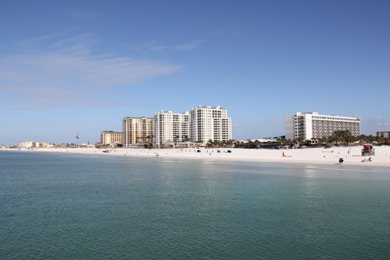 Blick auf den Strand, vom Pier aus