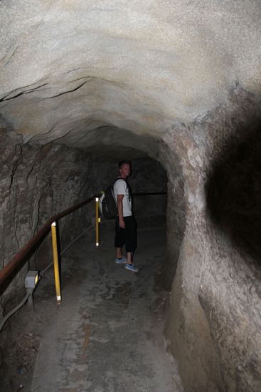 durch den Berg um auf den Berg zu kommen...