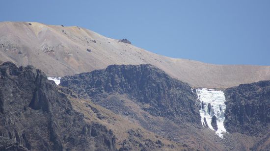 In der Ferne immer wieder Gletscherzungen