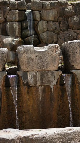 Einige der Becken sind bis heute intakt