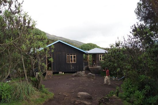 Nach fuenf Stunden ist das erste Lger erreicht. In Huetten uebernachten alleridings nur die Parkranger
