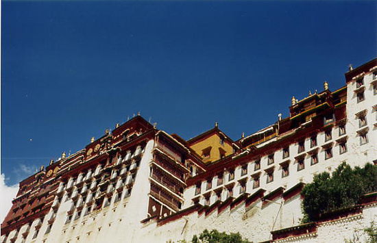 Blick hinauf zum Potala