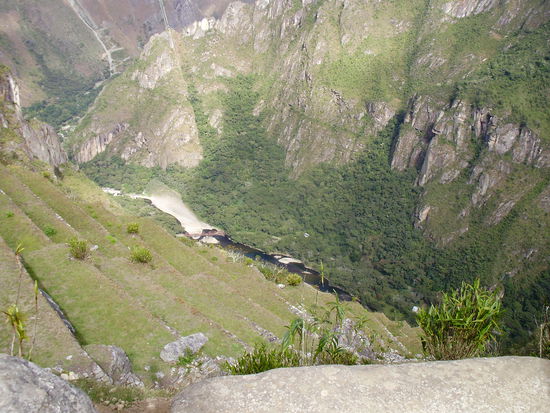 Da geht es SEHR tief runter
