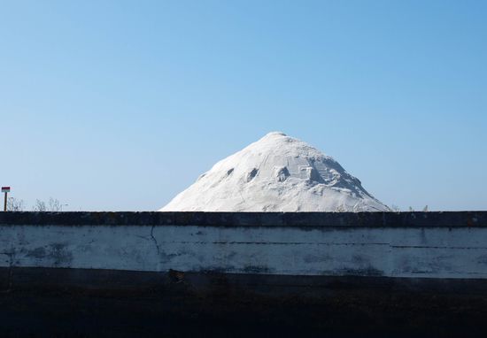 Kein Eisberg - ist ein Salzberg, hier wird Meersalz "hergestellt"