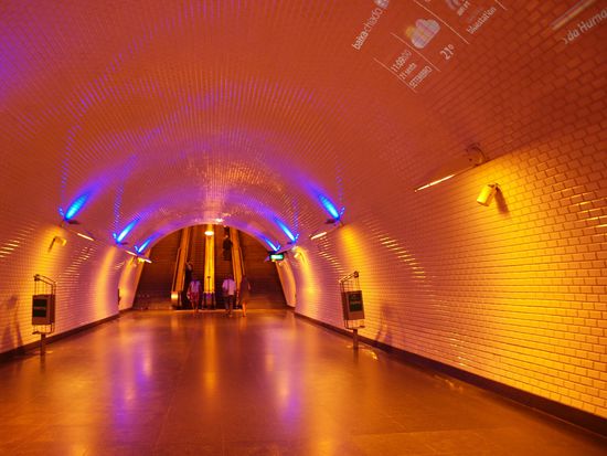 Hochmoderne Metrostation