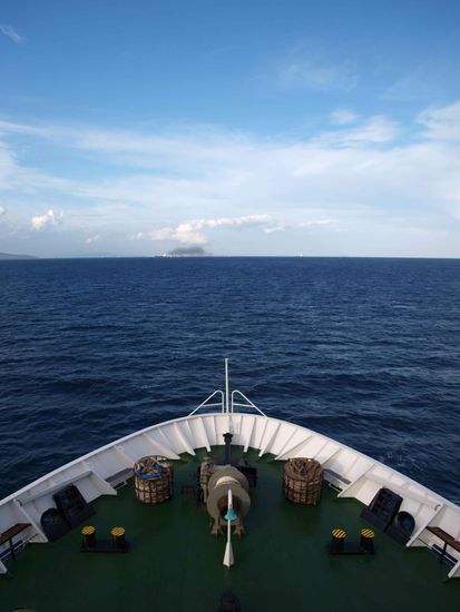 Vorne kann man schon Spanien und den Felsen von Gibraltar sehen