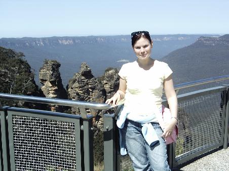Three Sisters im Hintergrund