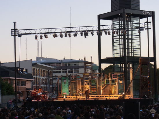 Bühne mit Theaterstück