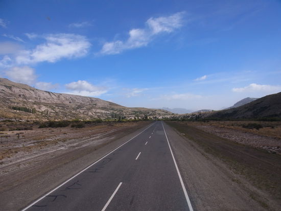 ...mit super Blick auf die Strasse...