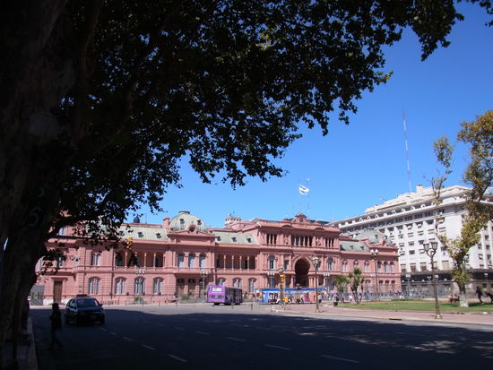 "Casa Rosada" von aussen