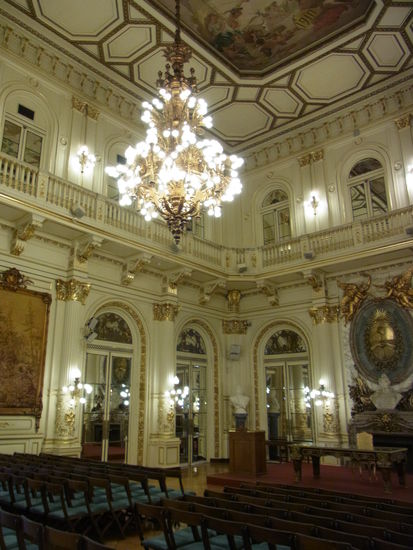 Saal fuer wichtige Mitteilungen