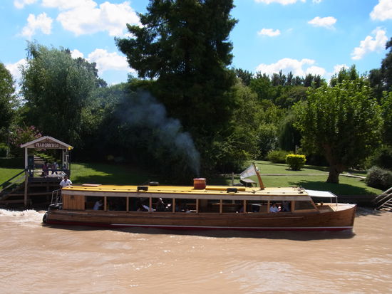 Schulbus... aeh...Schulschiff in Tigre