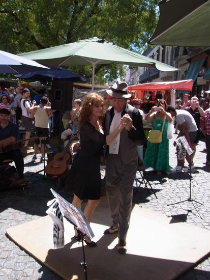 Tangotaenzer am Sonntag Vormittag