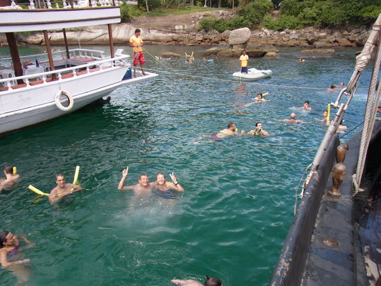 ganz schönes Gewusel im Wasser